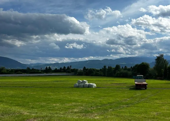 Tinyhome Spielberg -glamping Container *